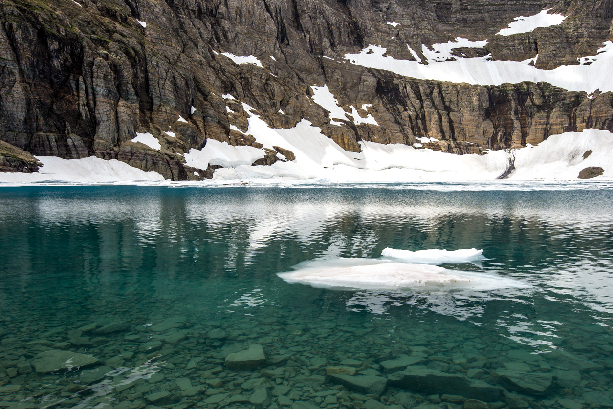 iceberg lake in glacier national park